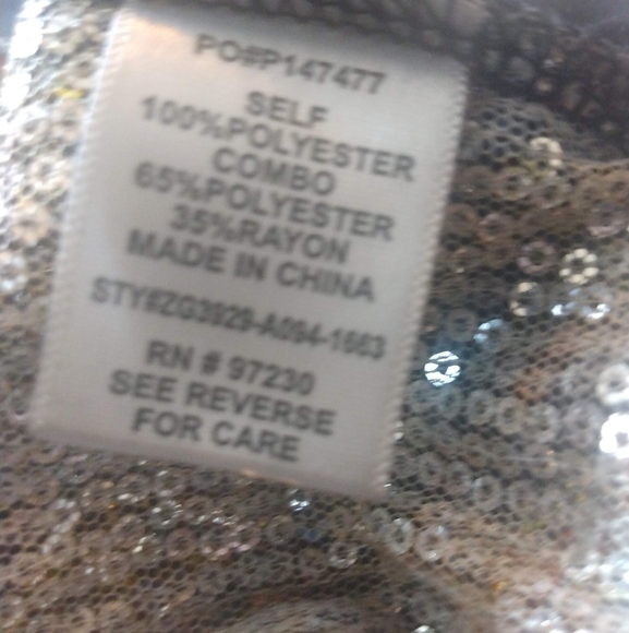 Almost Famous Gold Sequins Print Tank - Picture 11 of 12